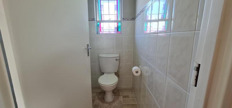 4 Bedroom Property for Sale in Country Club Western Cape
